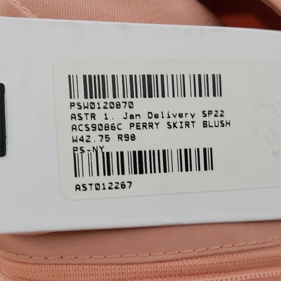 New ASTR the Label Perry Skirt Blush Size S - Picture 8 of 11